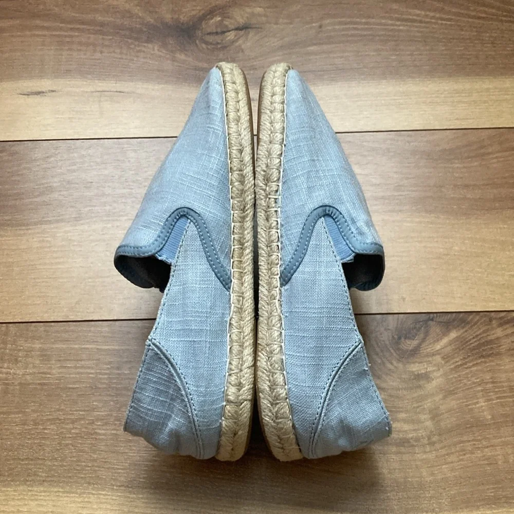 OluKai Kaula Pa’a Kapa Espadrilles. Size 8